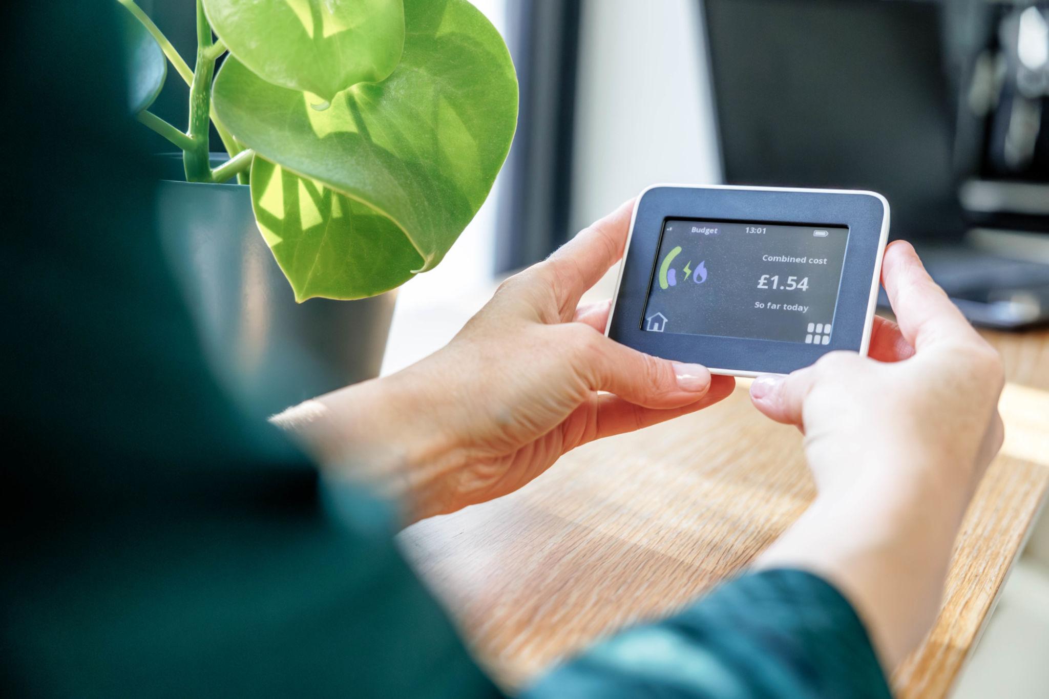What Is the Average kWh Usage in a UK Home? — article cover