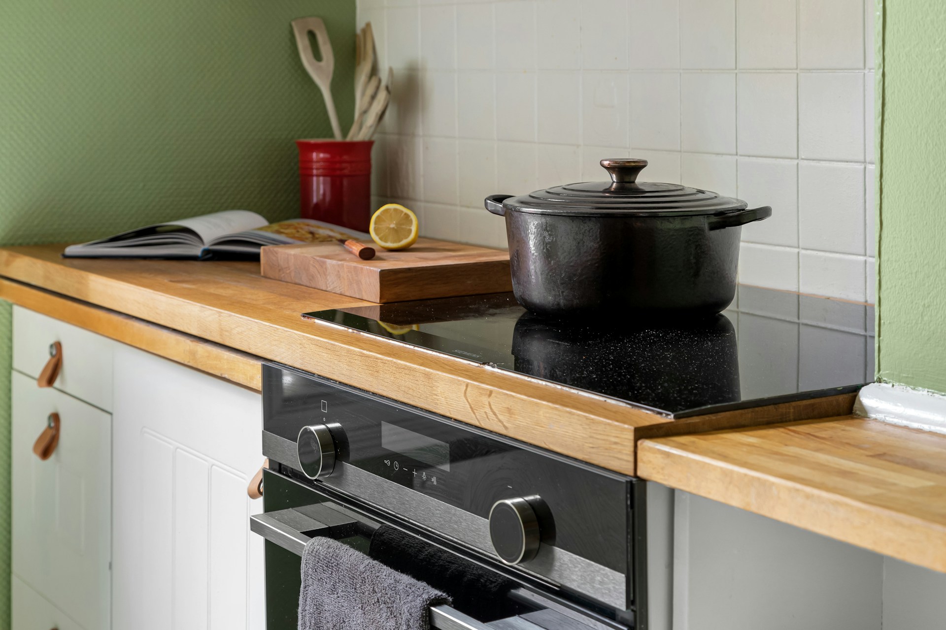 Induction Cooker